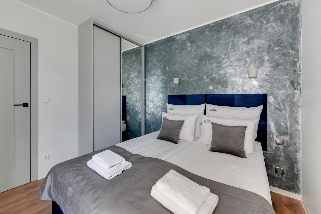 Aura 40 City Center By Downtown Apartments กดัญสก์ ภายนอก รูปภาพ