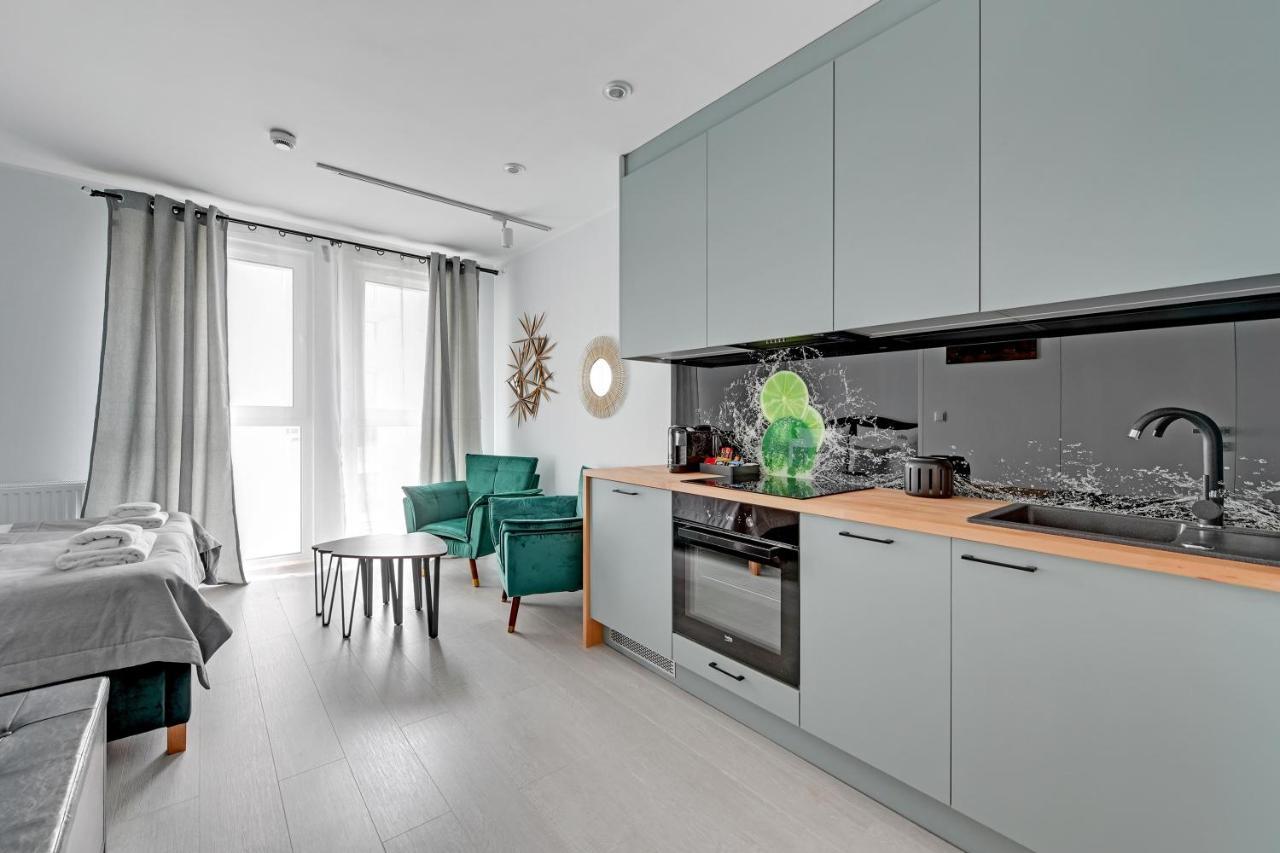 Aura 40 City Center By Downtown Apartments กดัญสก์ ภายนอก รูปภาพ